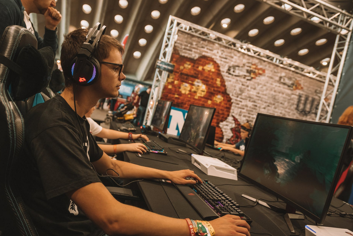 Choosing the Best Computer Game